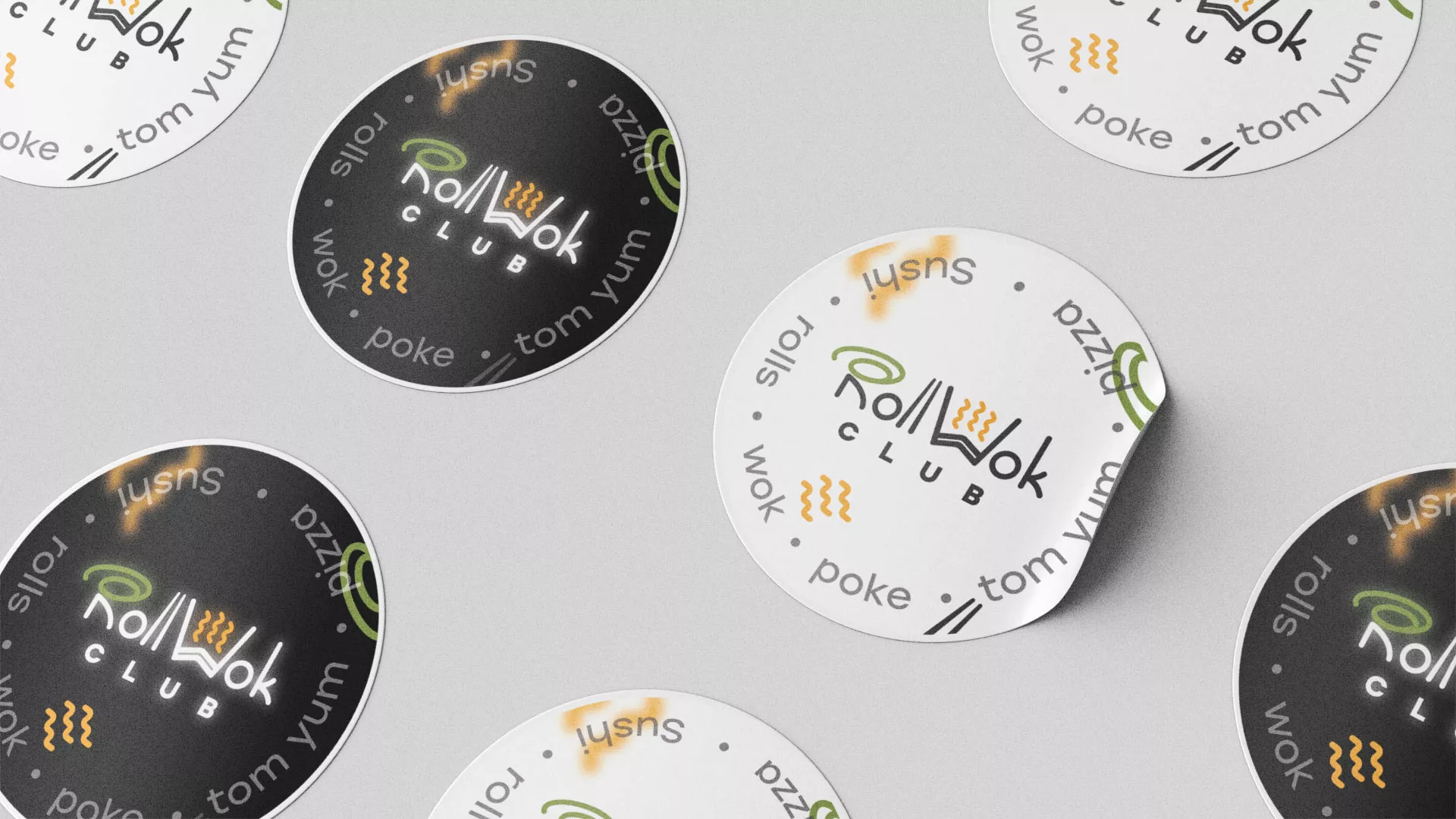 Разработка наклеек для суши-бара «Roll Wok Club» в Тайге